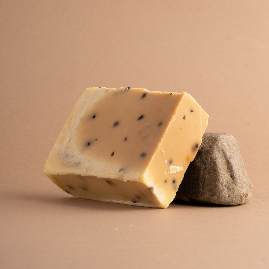 Sidr Honey Royal Jelly &amp; Pollen With Black Seed Soap